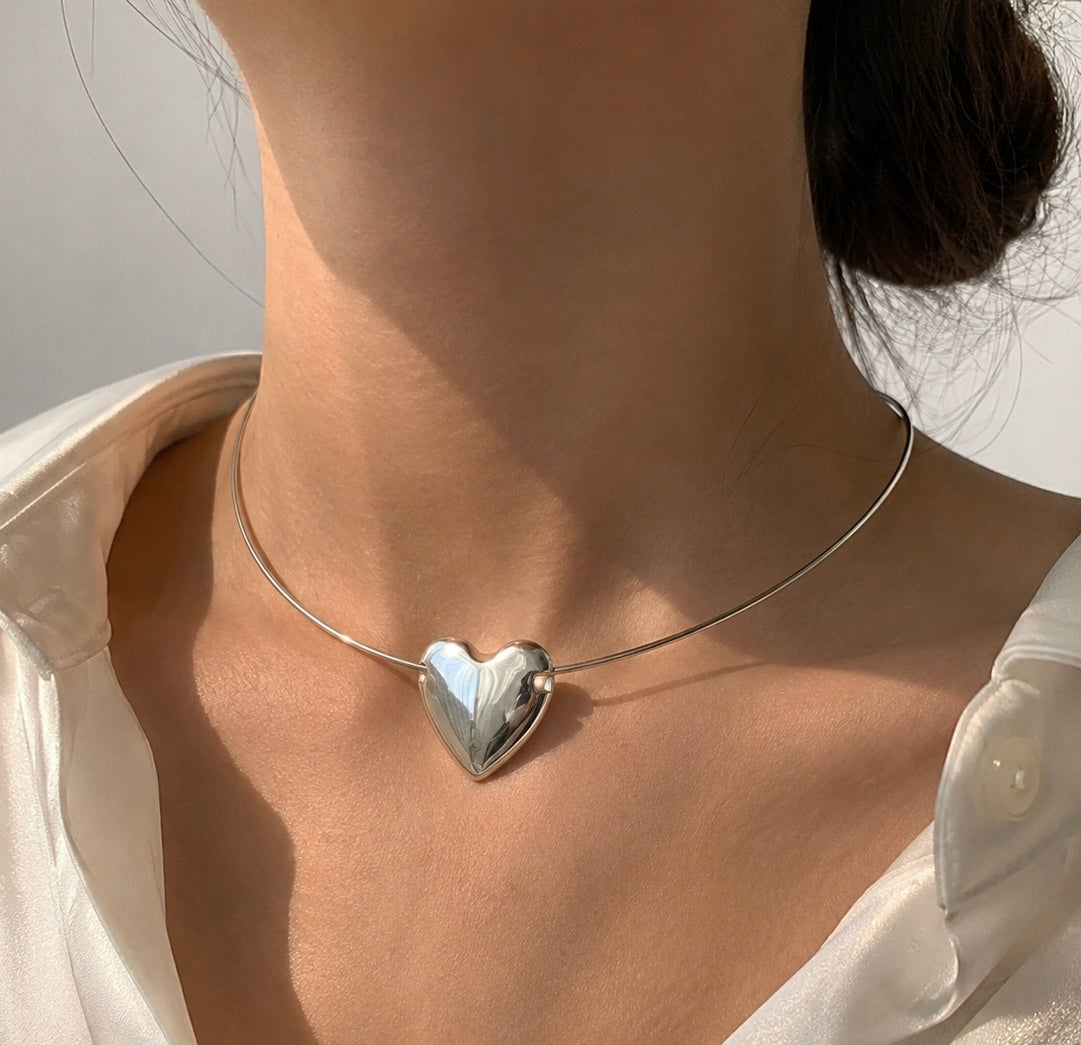 Heartline Necklace