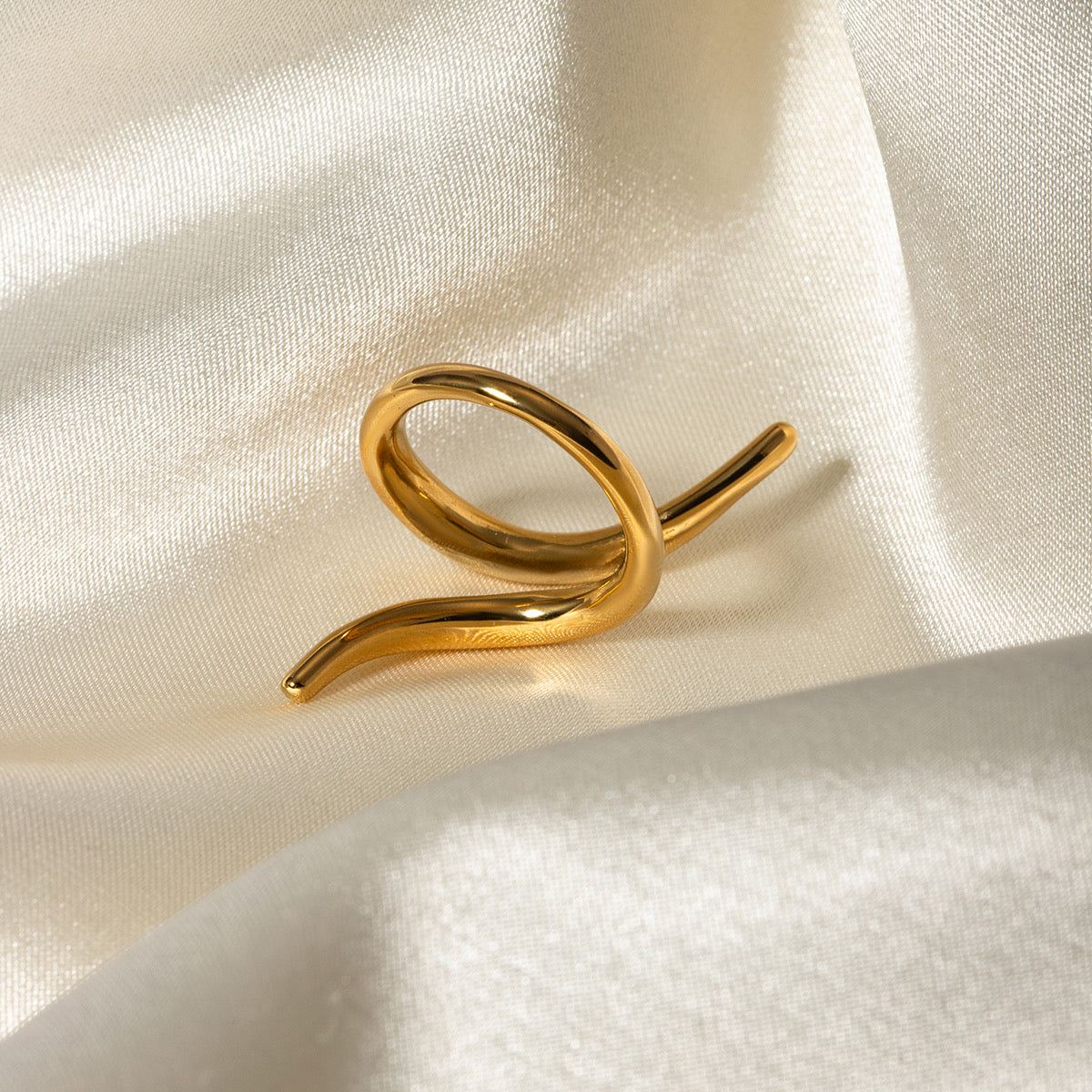Sienna Adjustable Ring